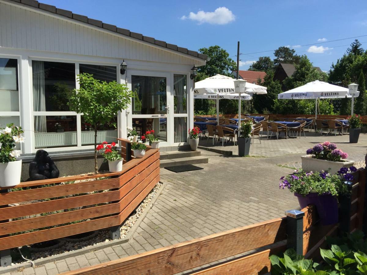Hotel Restaurant Normandie Schildow Екстериор снимка